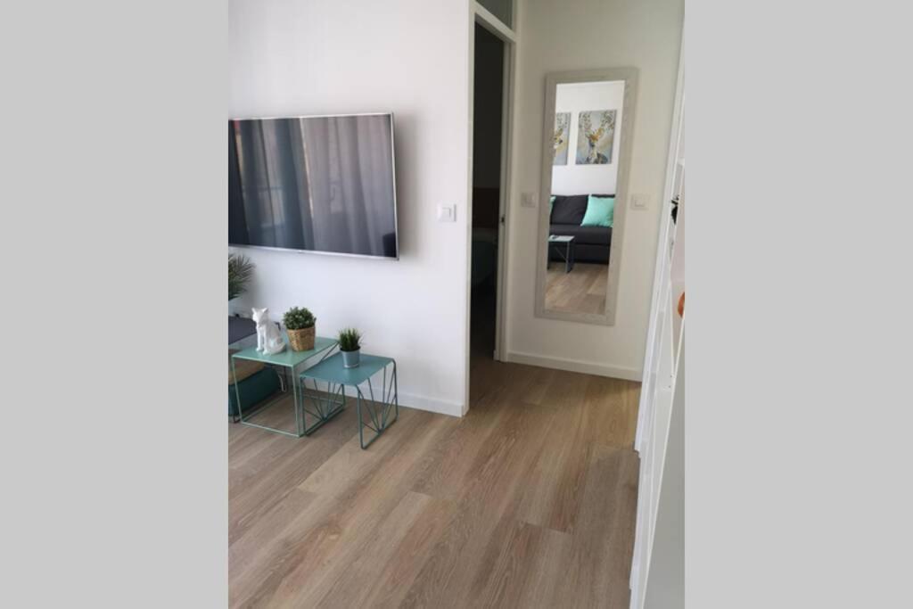 Piso Moderno Con Garaje En El Centro De Vigo Apartment Exterior photo